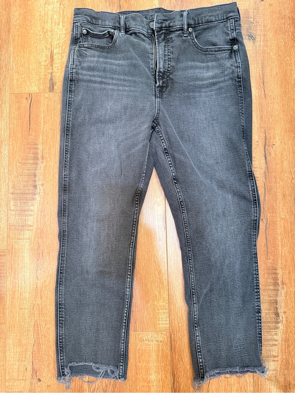 Women’s GAP Vintage Black Washed Slim Jeans - High Rise